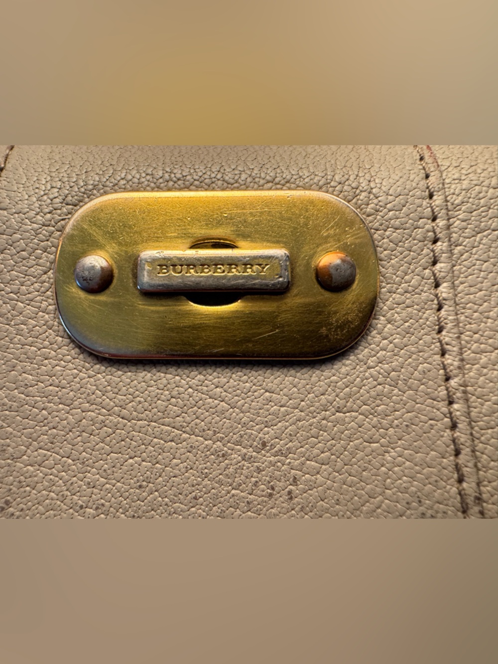 Burberry Cream Continental Leather Zip Wallet with Gold Plaque. - Picture 2 of 16